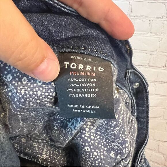 Torrid Premium Jegging Jeans Dark Wash Size 18 - Picture 5 of 6